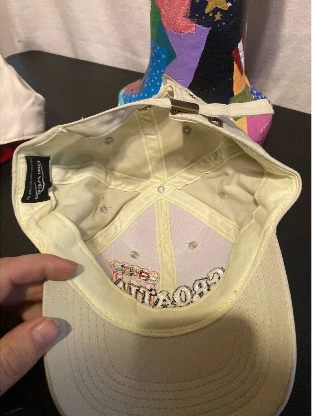 Oakley 62960-1 Croatia Crest Cotton Baseball Cap Stone Beige Embroidered origina